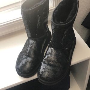 Never worn black sequin uggs.